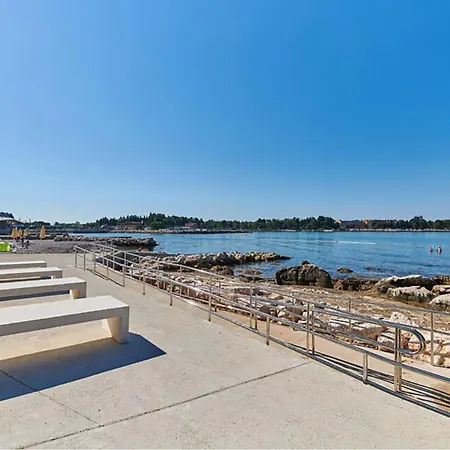 In With Outdoor Swimming Pool * Umag